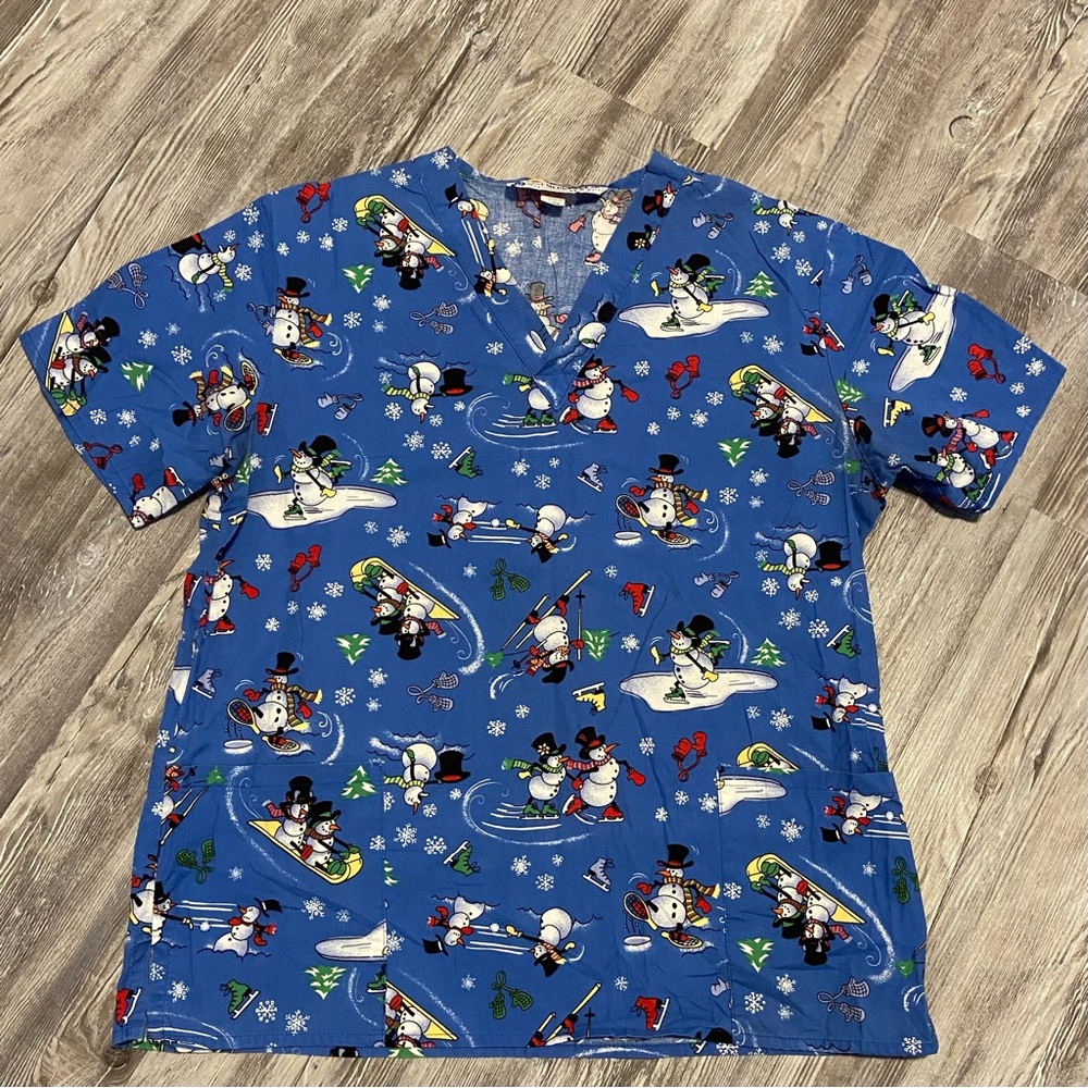 Best Medical Wear V-Neck Scrub Top Medium Unisex Blue Snowman Winter Holiday